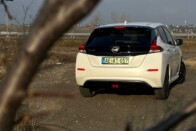 Olcsóbb a kínai villanyautóknál is ez a Nissan 35