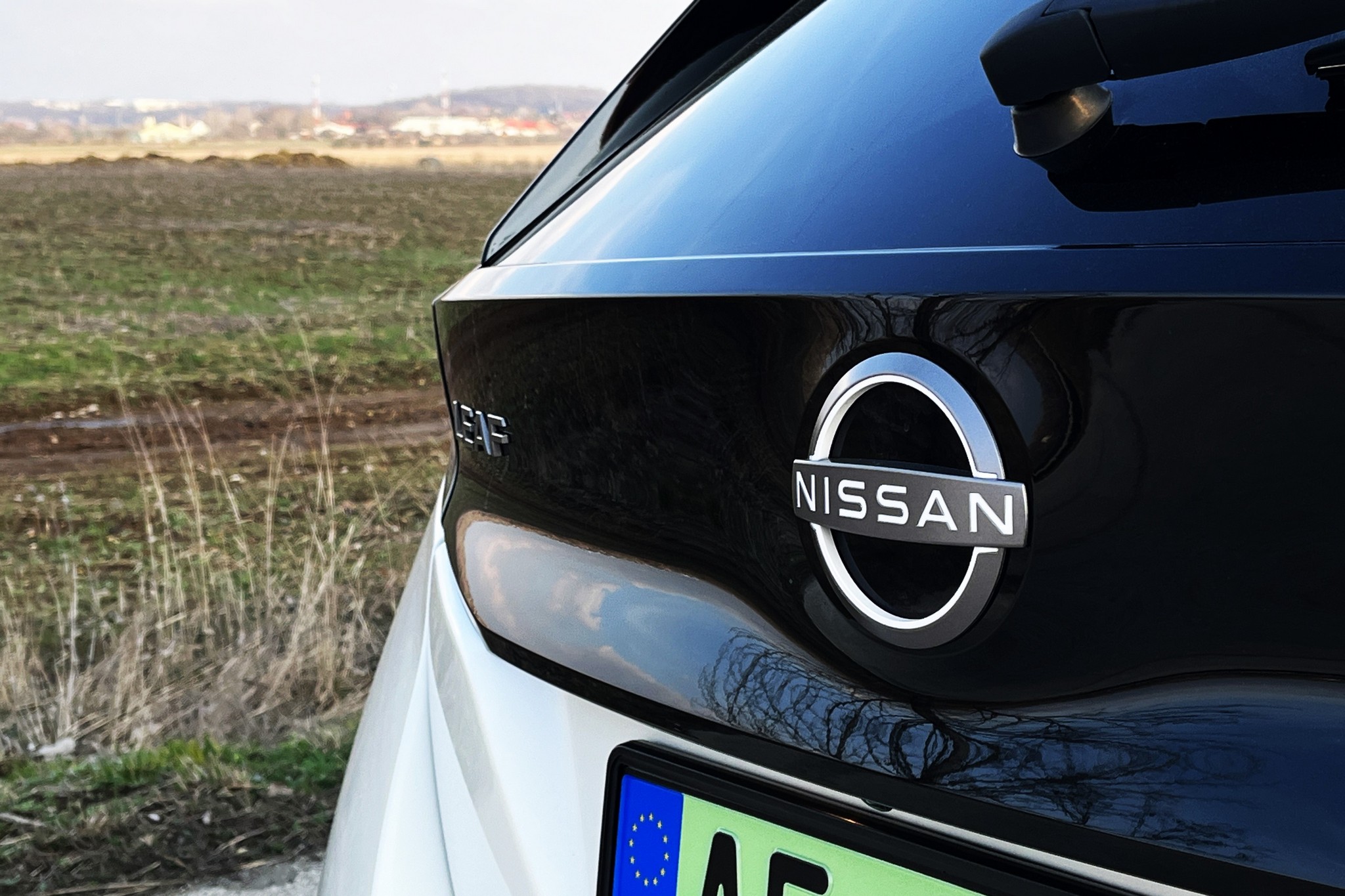 Olcsóbb a kínai villanyautóknál is ez a Nissan 12