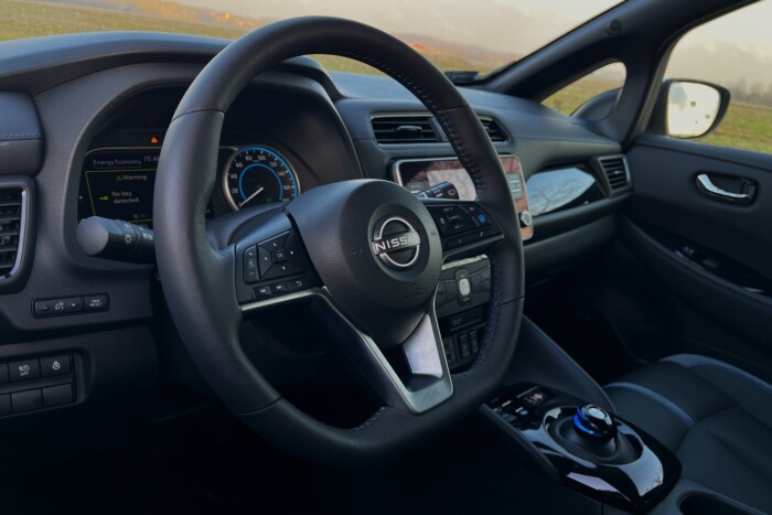 Olcsóbb a kínai villanyautóknál is ez a Nissan 11 | Vezess Olcsóbb a kínai villanyautóknál is ez a Nissan 11