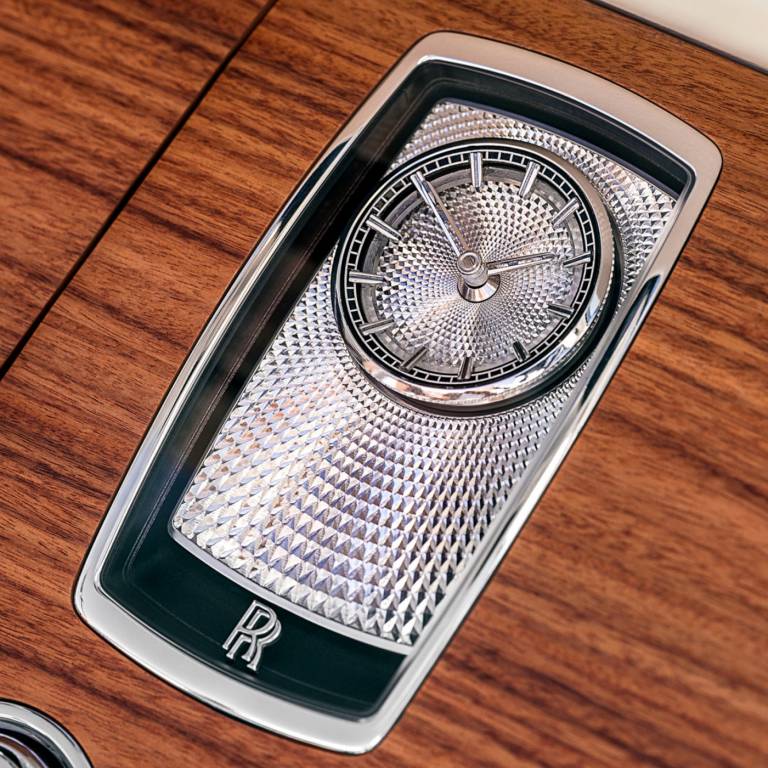 A rekord lottónyeremény is kevés az új Rolls-Royce-hoz 4