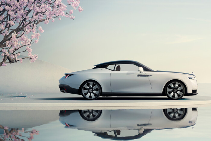 A rekord lottónyeremény is kevés az új Rolls-Royce-hoz