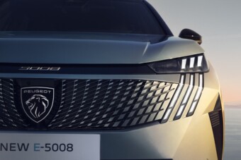 Plusz két üléshez plusz két motor is jár a franciáknál