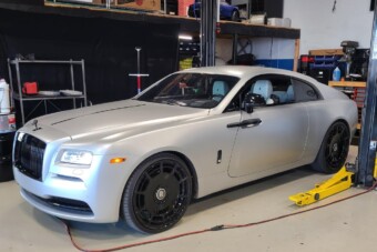 Fillérekből cserélt drága Rolls-Royce-alkatrészt az elmés szerelő