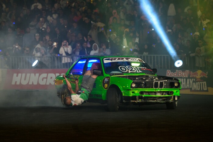 Aki igazán belevaló, egyszerre driftel és táncol 7 | Vezess Aki igazán belevaló, egyszerre driftel és táncol 7