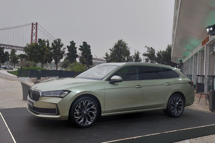 Egyre ritkább kincs egy új TDI Škoda kombi 7 | Vezess Egyre ritkább kincs egy új TDI Škoda kombi 7