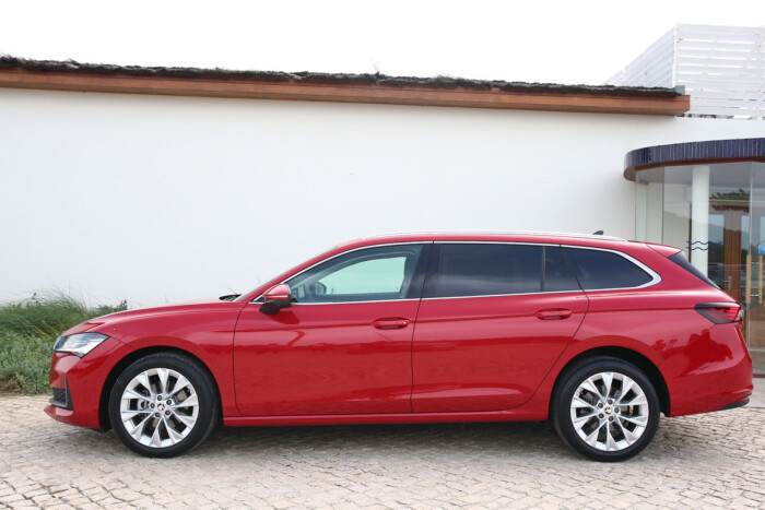 Egyre ritkább kincs egy új TDI Škoda kombi 21 | Vezess Egyre ritkább kincs egy új TDI Škoda kombi 21