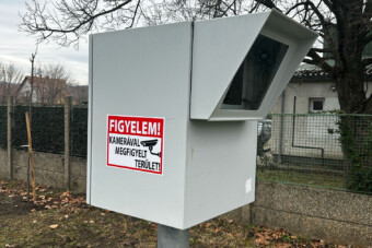 Öt újabb fix traffipaxot adtak át Budapesten