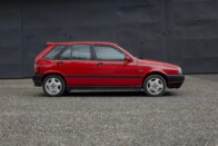 A ’90-es évek fenegyereke, ami a Golf GTI-től sem ijedt meg 11