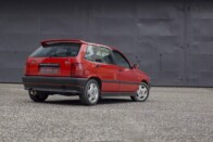 A ’90-es évek fenegyereke, ami a Golf GTI-től sem ijedt meg 2