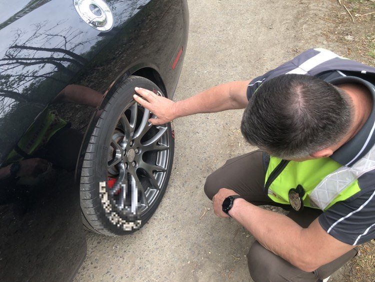 Csapatosan csapattak illegális driftelők, lecsapott a rendőrség 2