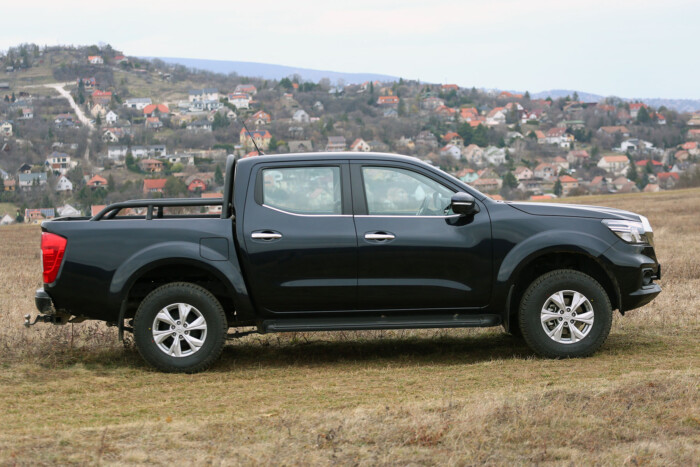 Drága kínai autóval nehéz betörni Magyarországra 6