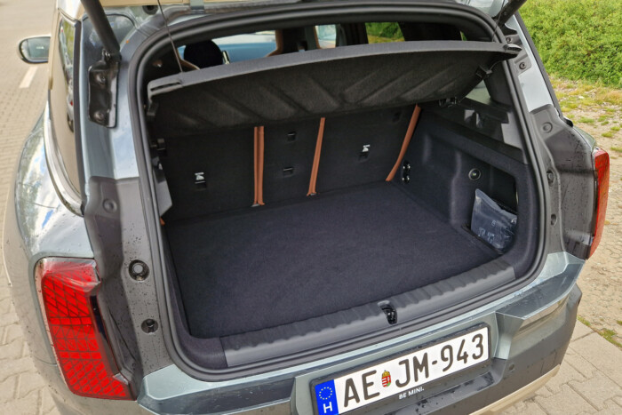 Kis motorral nagy autó? Meglesz a sportosság? 6