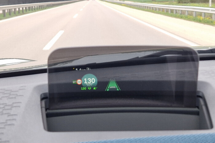 Kis motorral nagy autó? Meglesz a sportosság? 16