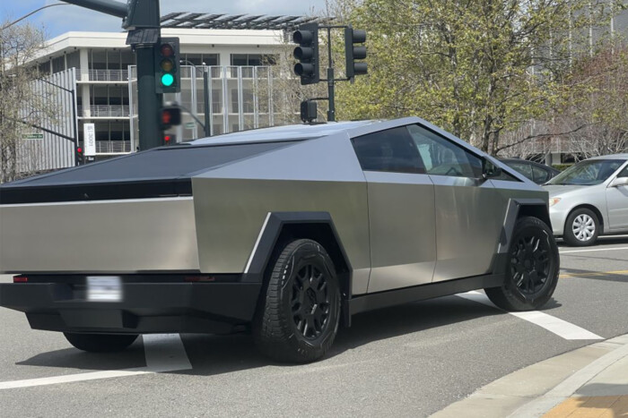 Magyarországra jön a Cybertruck