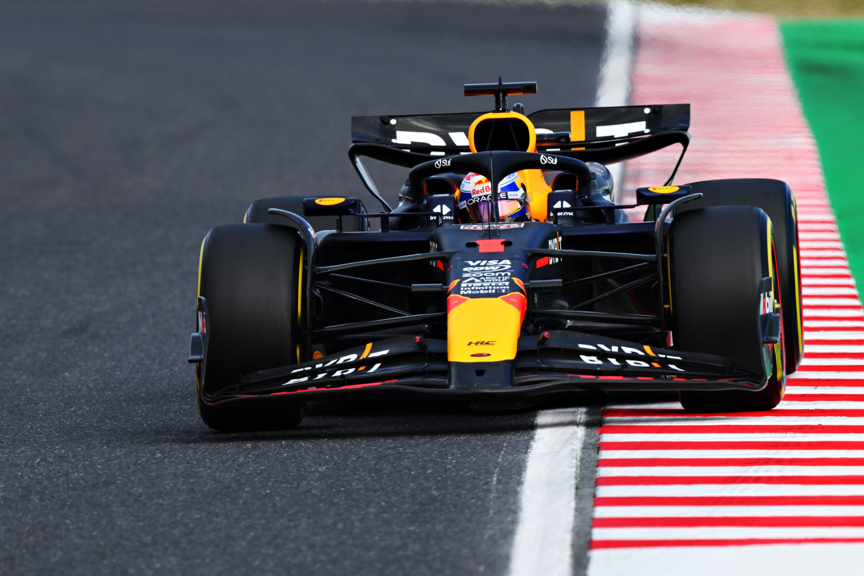 F1: Verstappen behúzta Japánt, nagyot mentett a Ferrari