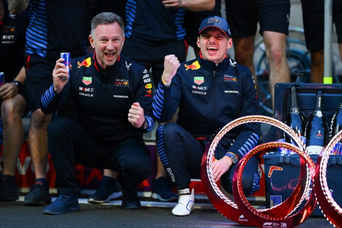 F1: Újabb cicaharc dúl a Red Bull és a Mercedes közt 2 | Vezess F1: Újabb cicaharc dúl a Red Bull és a Mercedes közt 2