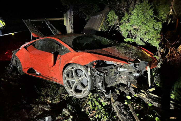 13 évesen törte össze a Lamborghinit 1