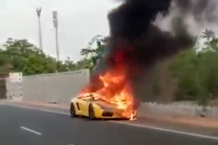 Égő Lamborghinivel végződött két kereskedő vitája