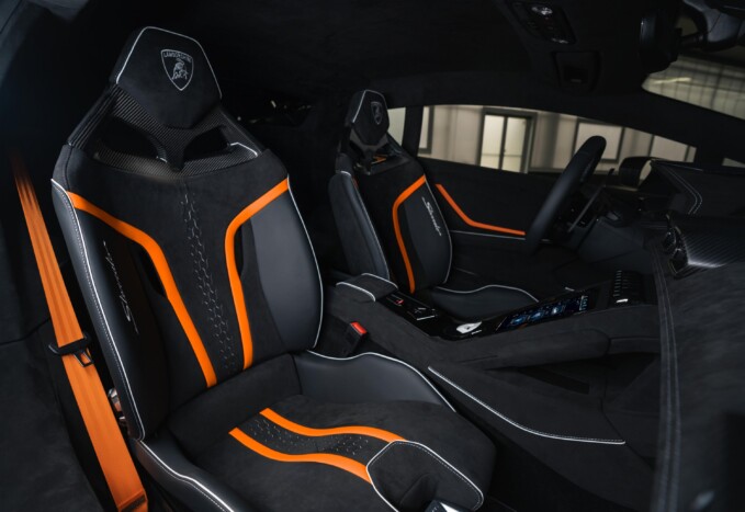 Ezekkel a luxus-sportkocsikkal bárhol elbújhatsz 7