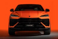 800 lóerős hibrid a Lamborghinitől 56