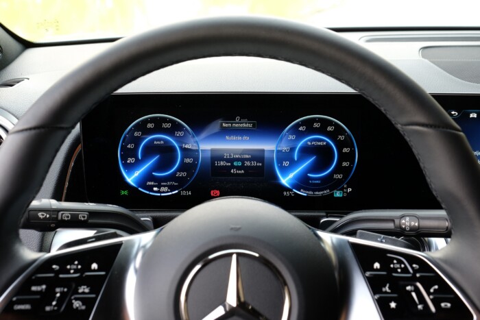 Így kell meglévő modellből villanyautót faragni 18