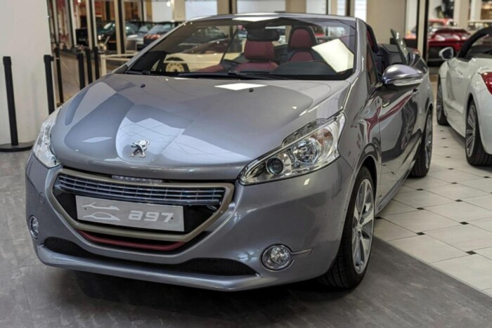 Egy titokban fejlesztett vidám Peugeot került elő