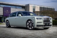 Hullócsillag egy autóban? A Rolls-Royce megoldotta 2