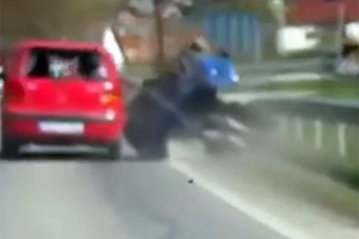 A szállítás teljesen elvetemült szintjét videózták a 3-as úton