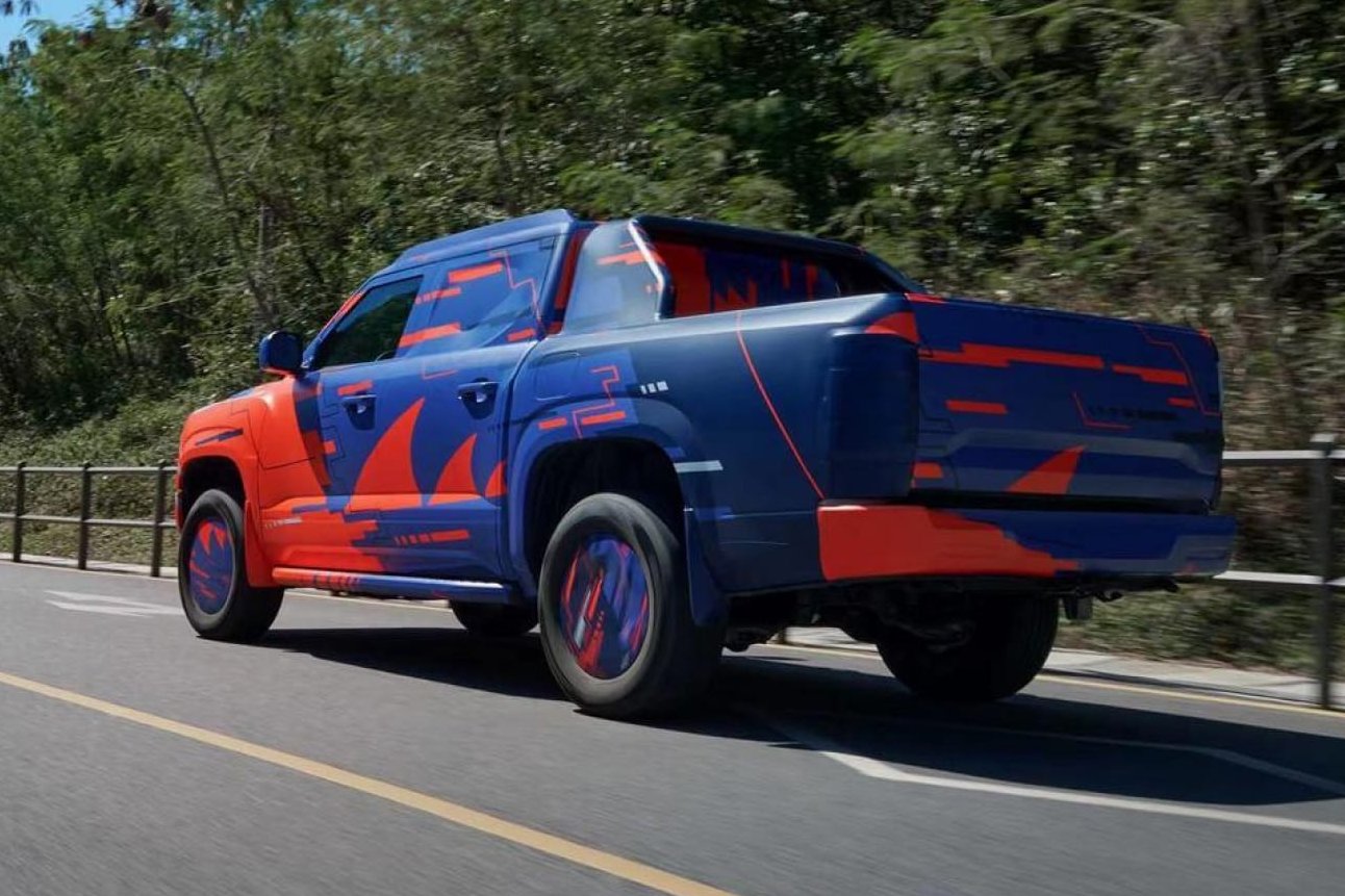 slide-16_9-121-2024-04-03t232944-486 | Vezess | Vezess