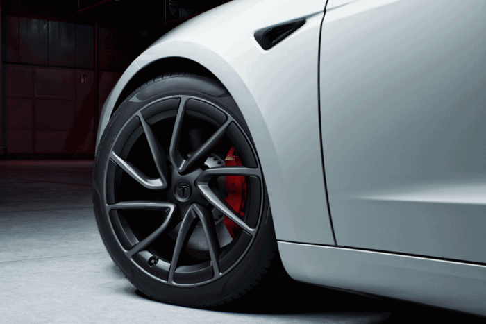 Sportverzió készült a legkisebb Teslából 10