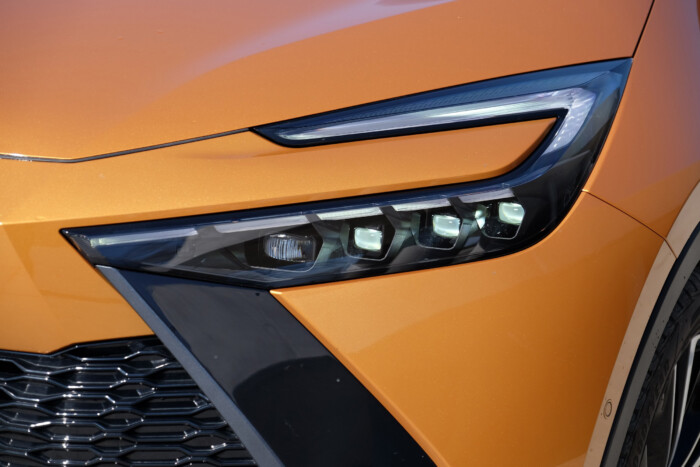 Dinamikus és takarékos is egyben a Toyota hibridje 7