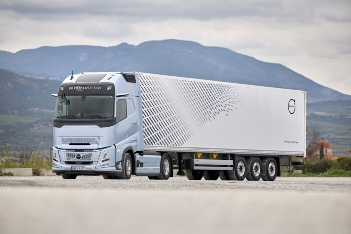 Biztonságosabb és gömbölyűbb vontatók a Volvótól 15