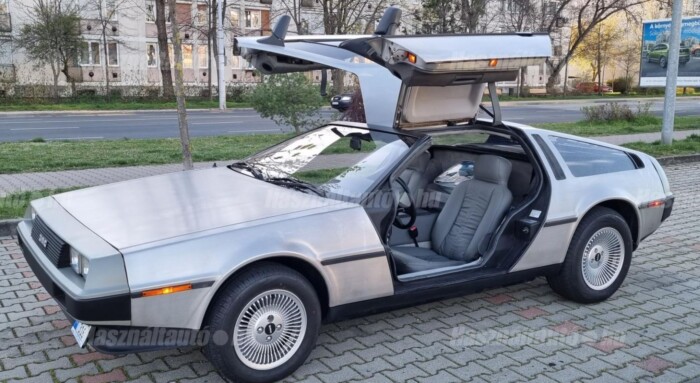 Használt időgépet árulnak itthon 1