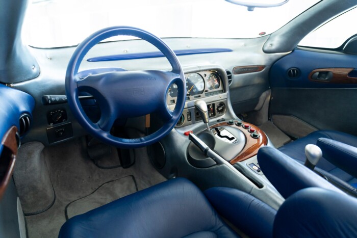 Van ritka, öreg autó, amin hatalmasat lehet bukni 3