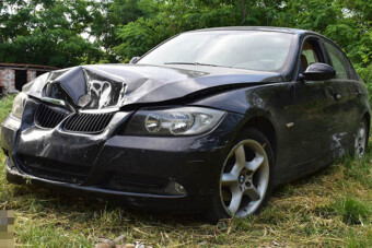 Mesemondó BMW-st kapcsoltak le a békési rendőrök