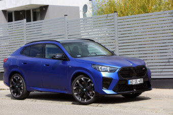 Nagy BMW-ket is leárnyékol Budapesten ez az X2