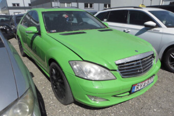 Ha kamu Maybachra vágynál, most vehetsz egyet a NAV-tól