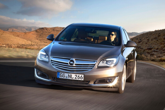 Ennyit drágultak az autók 10 év alatt 12