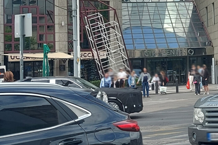 Álcázott autókkal tesztelték a kínaiak Budapestet 1