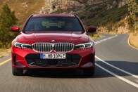 Megújult a BMW 3-as. Villanyból nyújt többet 65