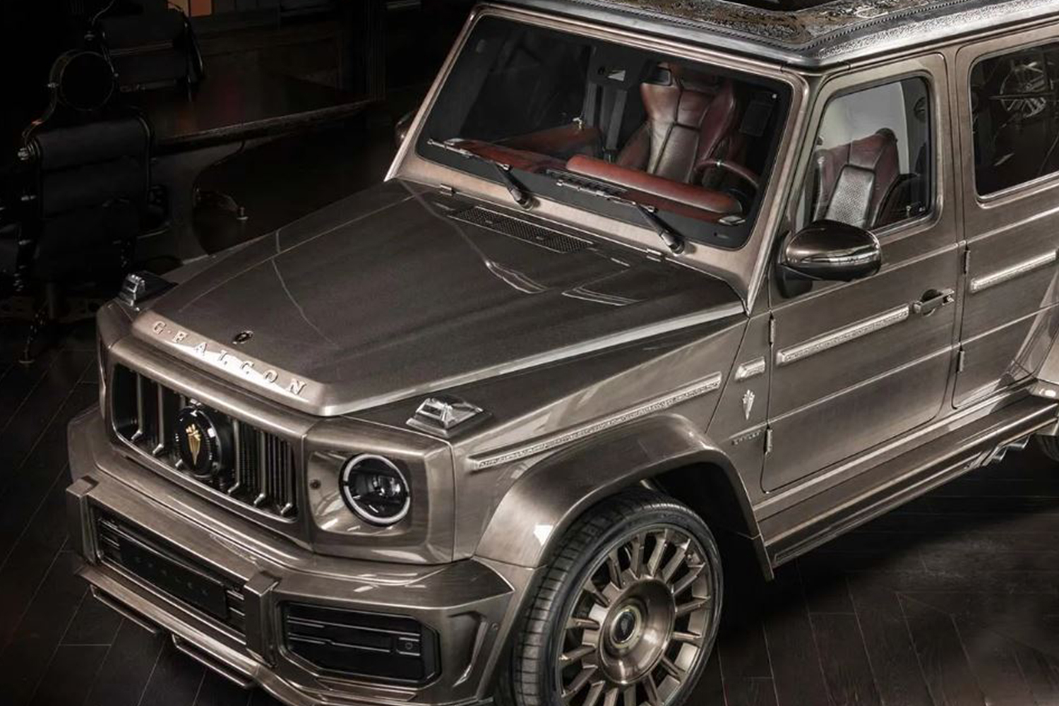 Meglátod ennek a Mercedesnek a tetejét és elájulsz