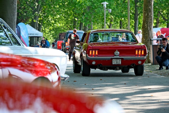 Gyere a Balatonhoz csodás veteránautókat nézni! 18