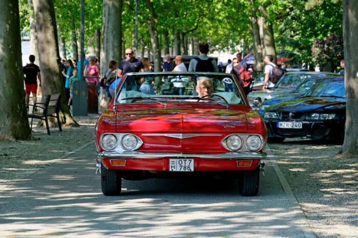 Gyere a Balatonhoz csodás veteránautókat nézni! 11