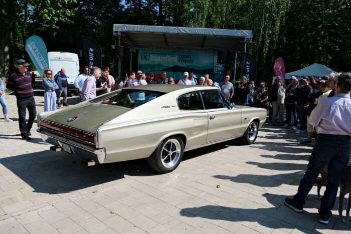 Gyere a Balatonhoz csodás veteránautókat nézni! 8