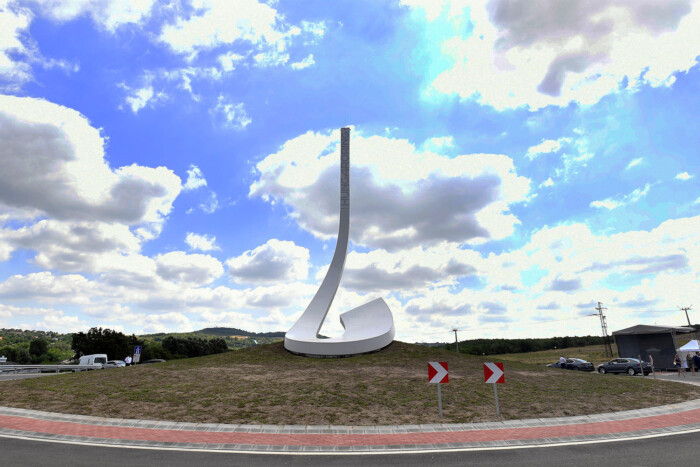 Ennyire nemes célra talán még nem használták a Hungaroringet