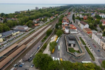 Éjjel-nappal fizetni kell a parkolásért Siófokon