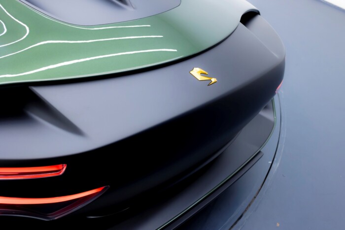 Elvetemülteknek találták ki az 1200 lóerős méregzsákot