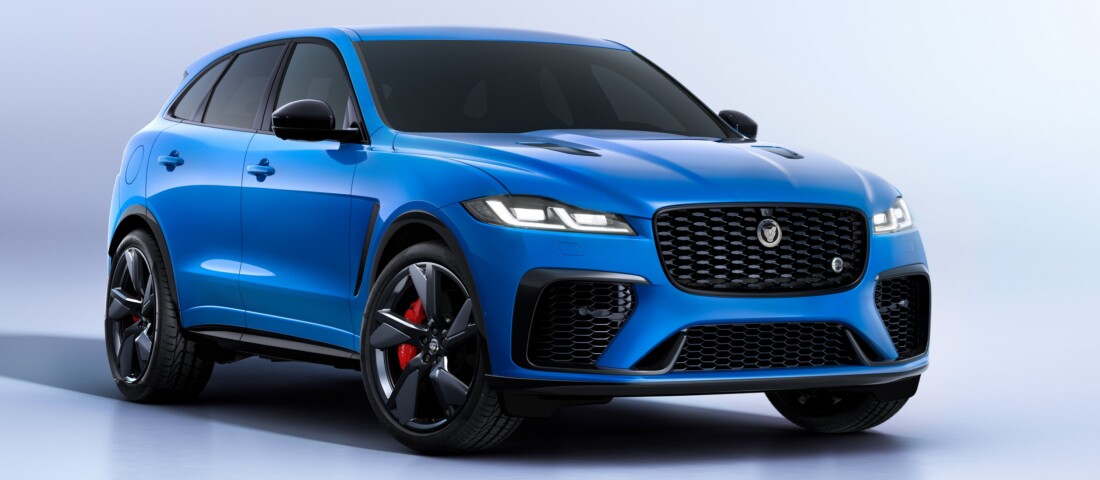 V8-cal ünnepel a Jaguar