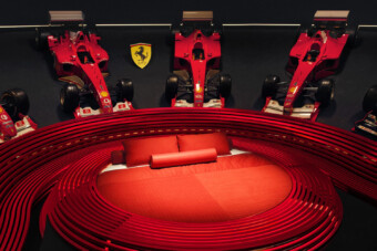 Ezt ki ne hagyd: a Ferrari bajnokaival aludhatsz!