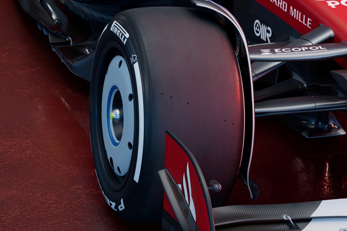 F1: Megérkezett, képeken a Ferrari új festése